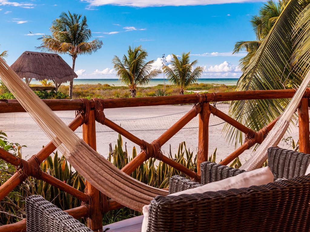 travel and leisure holbox