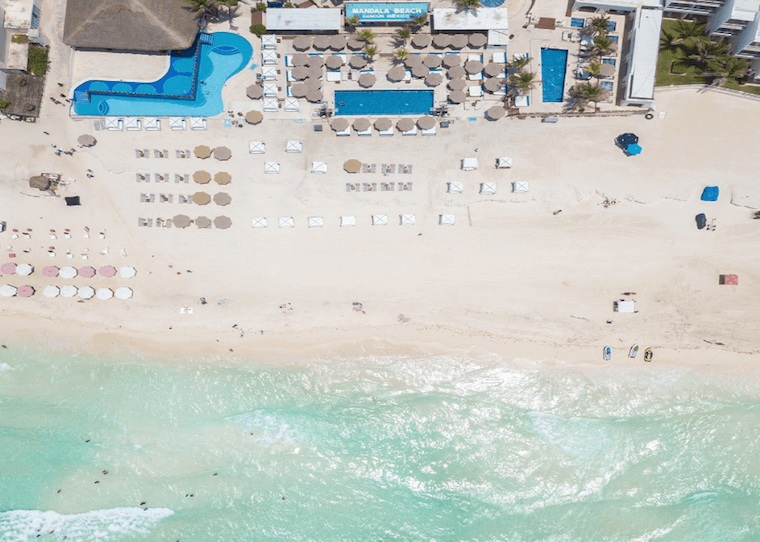 11 Best Nightclubs & Beach Clubs in Cancun (2024)