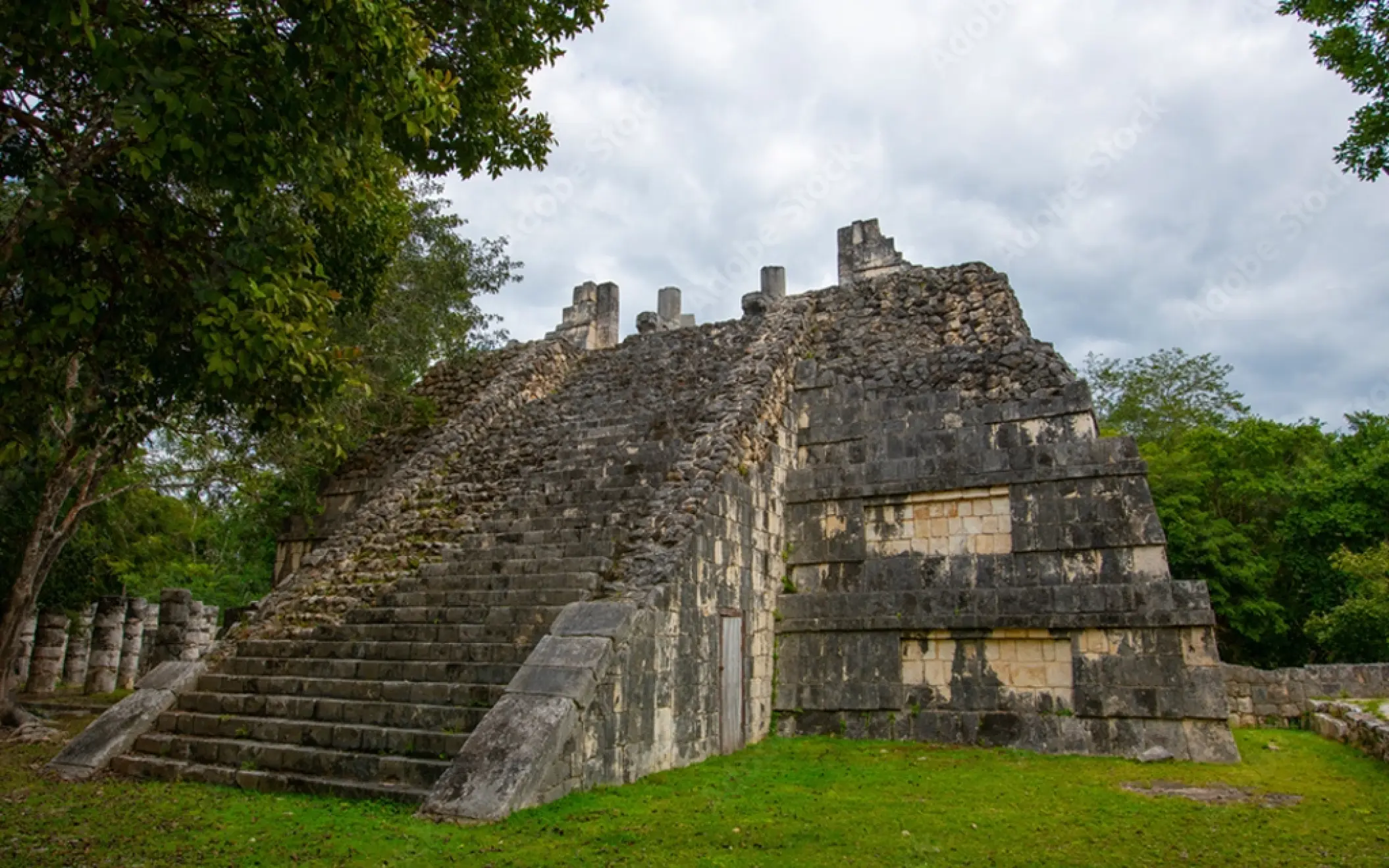 Templo de las Mesas at Chichen Itza, featuring unique stone platforms and classic Mayan design