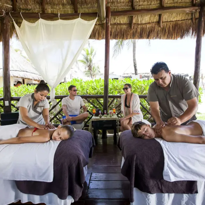 couples massage at Allegro Playacar