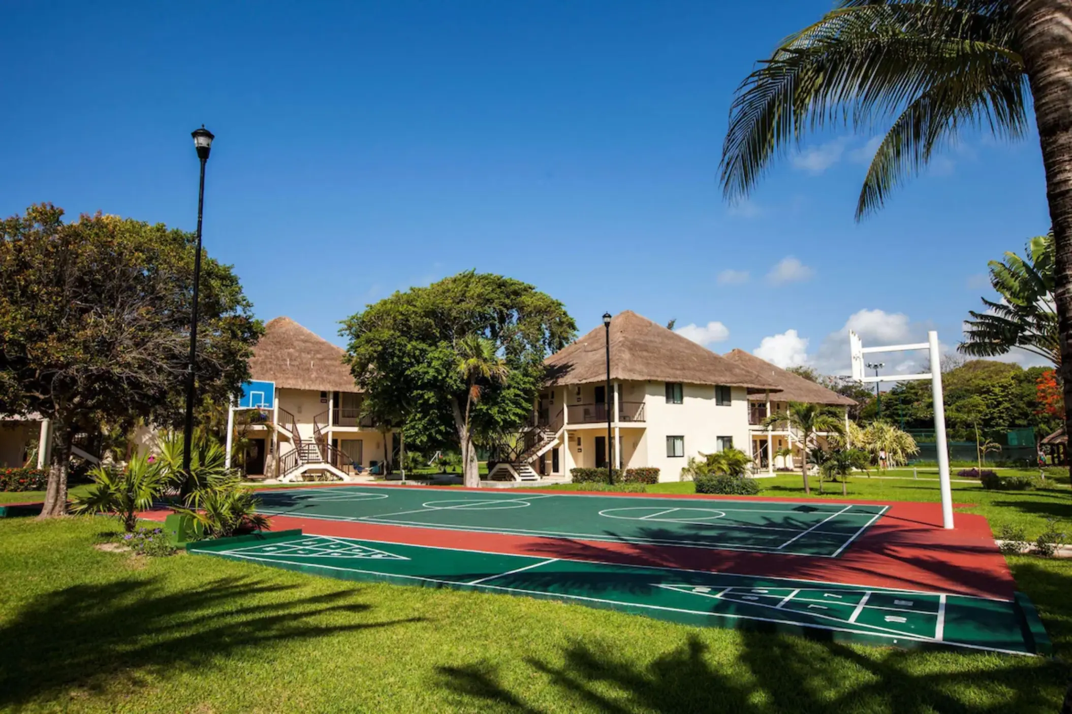 sports court at Allegro Playacar
