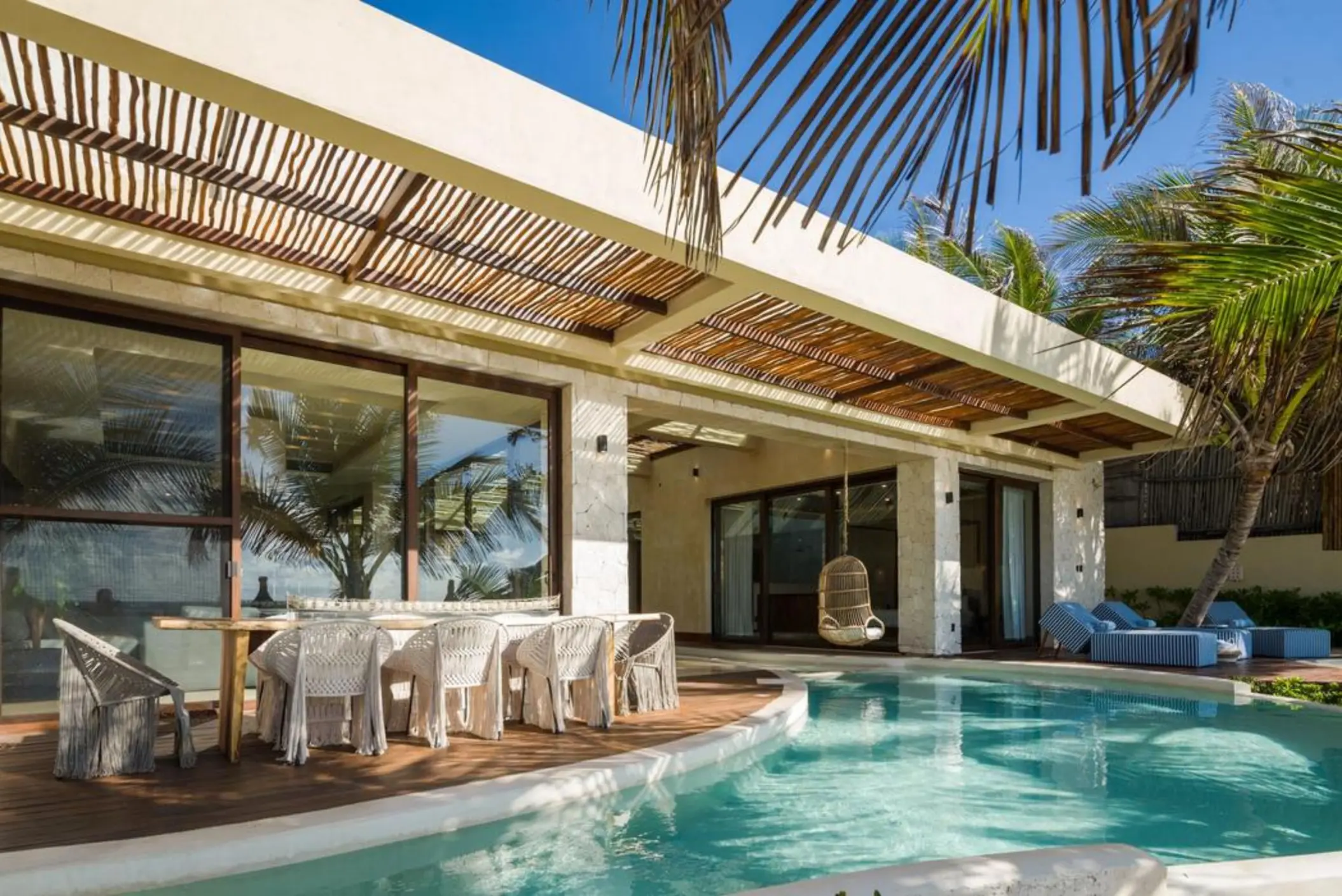 superior suite exteriors with pool at Ana y Jose Hotel
