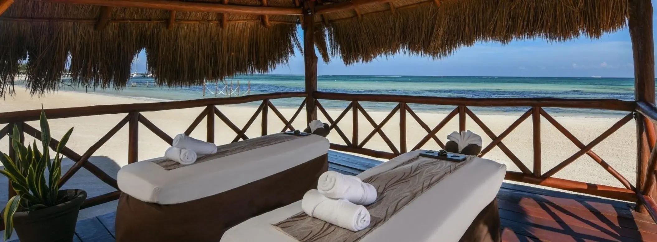 beahcfront treatment tables for massages at El Dorado Maroma