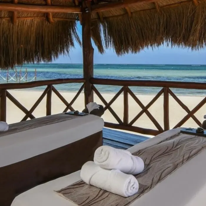 beahcfront treatment tables for massages at El Dorado Maroma
