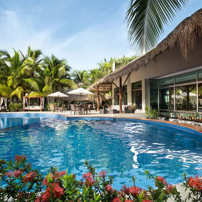 swim up bar at El Dorado Maroma