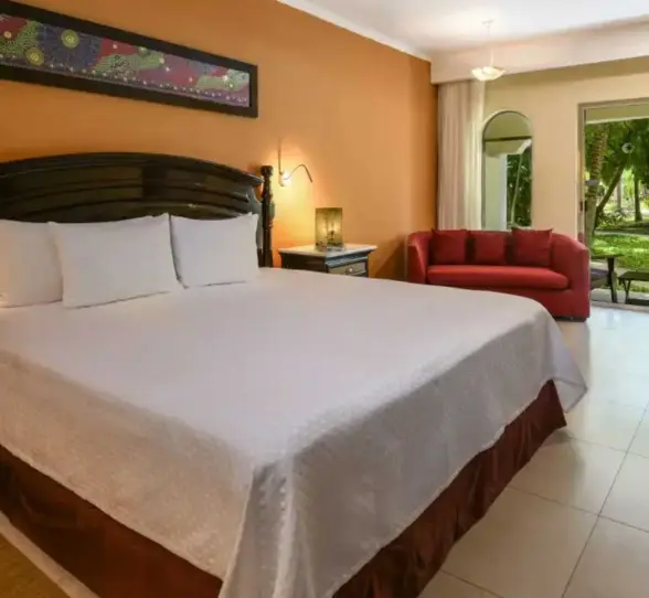 garden view suite at El Dorado Royale