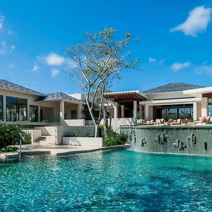Fairmont Heritage Place Mayakoba resort pool