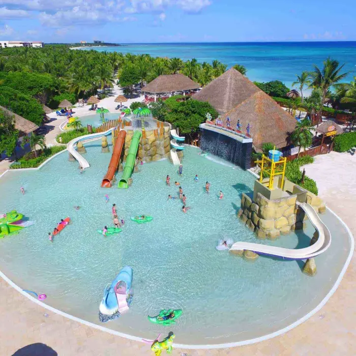kids pool with slides at grand palladium colonial