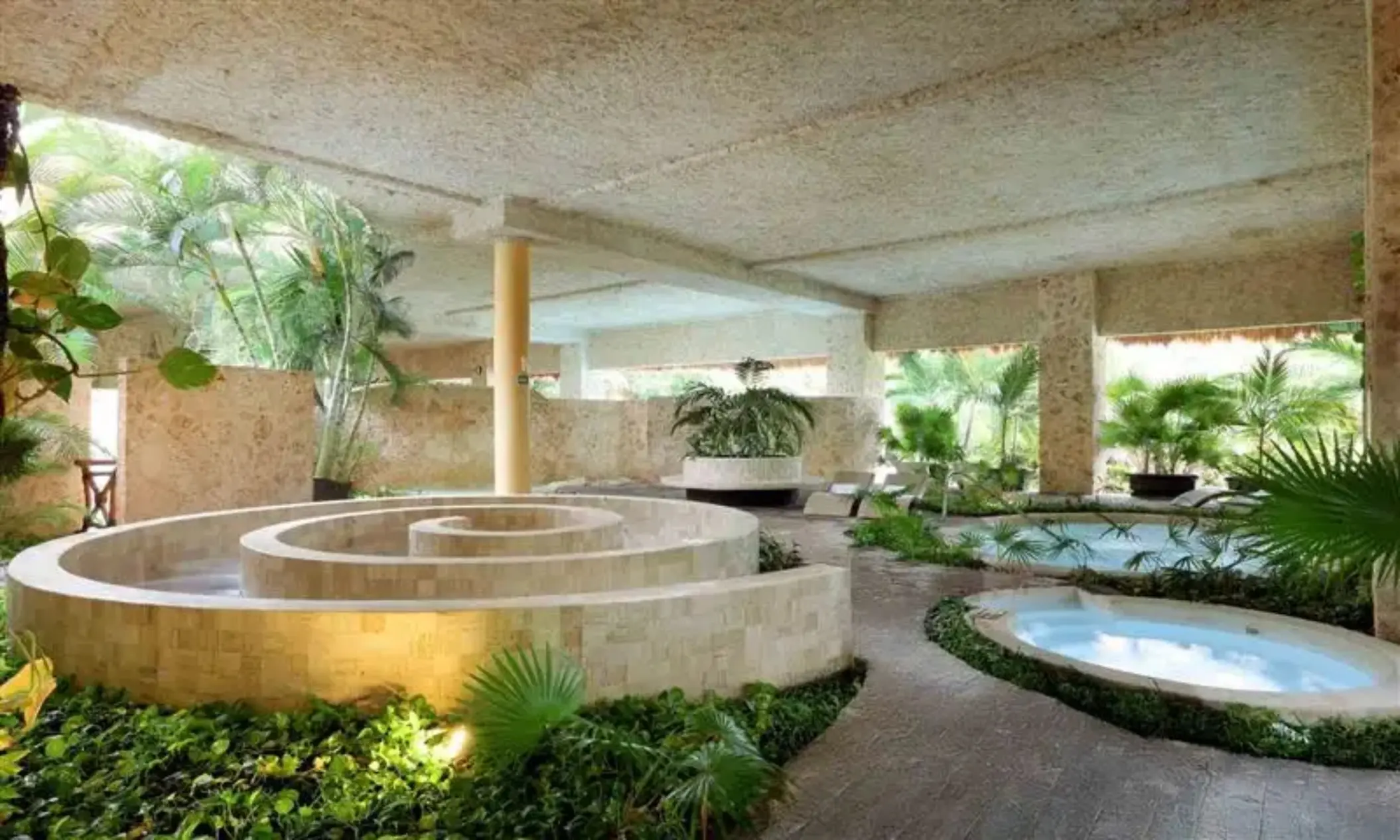 spa at grand palladium colonial