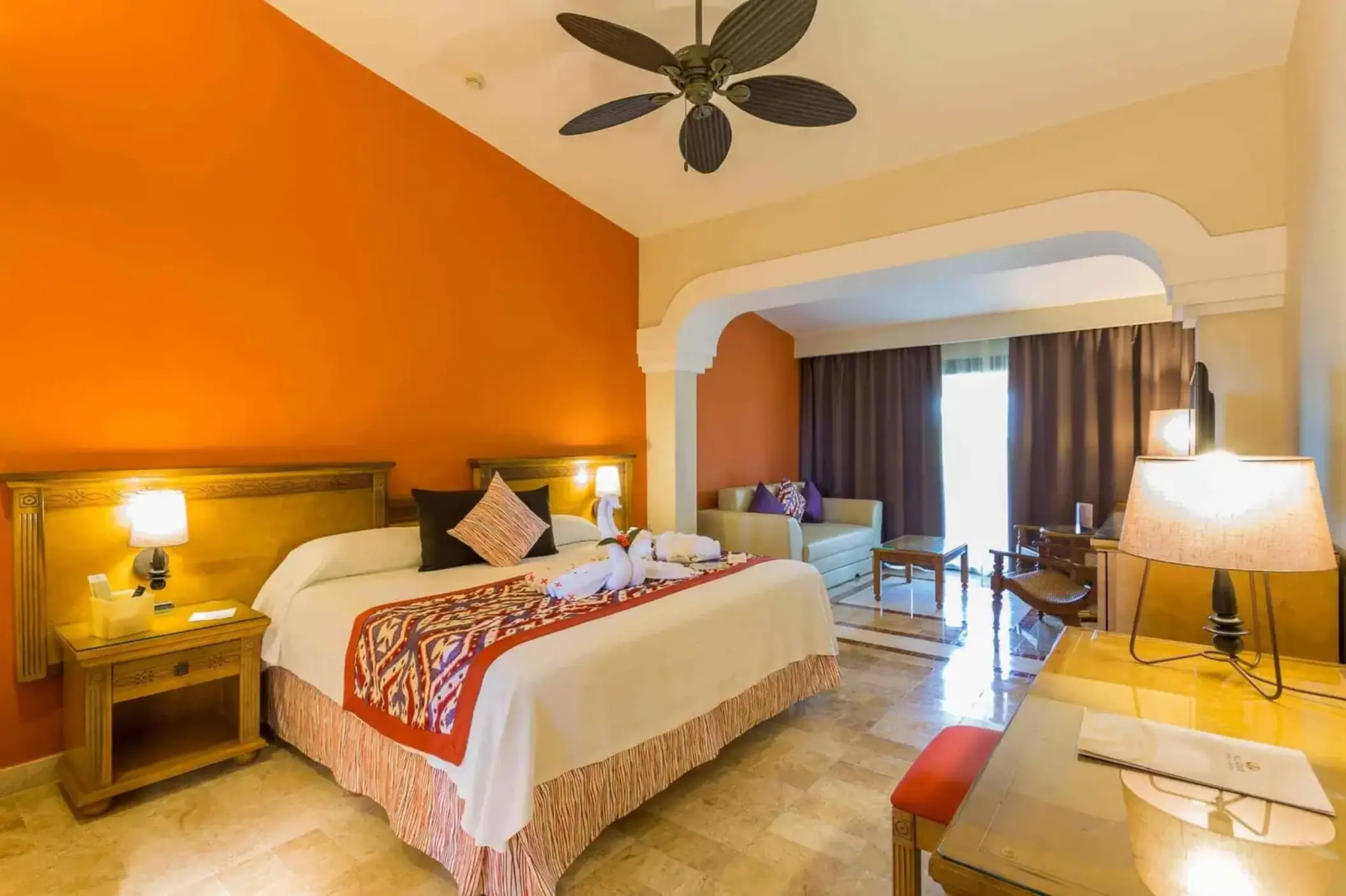 suite at grand palladium colonial