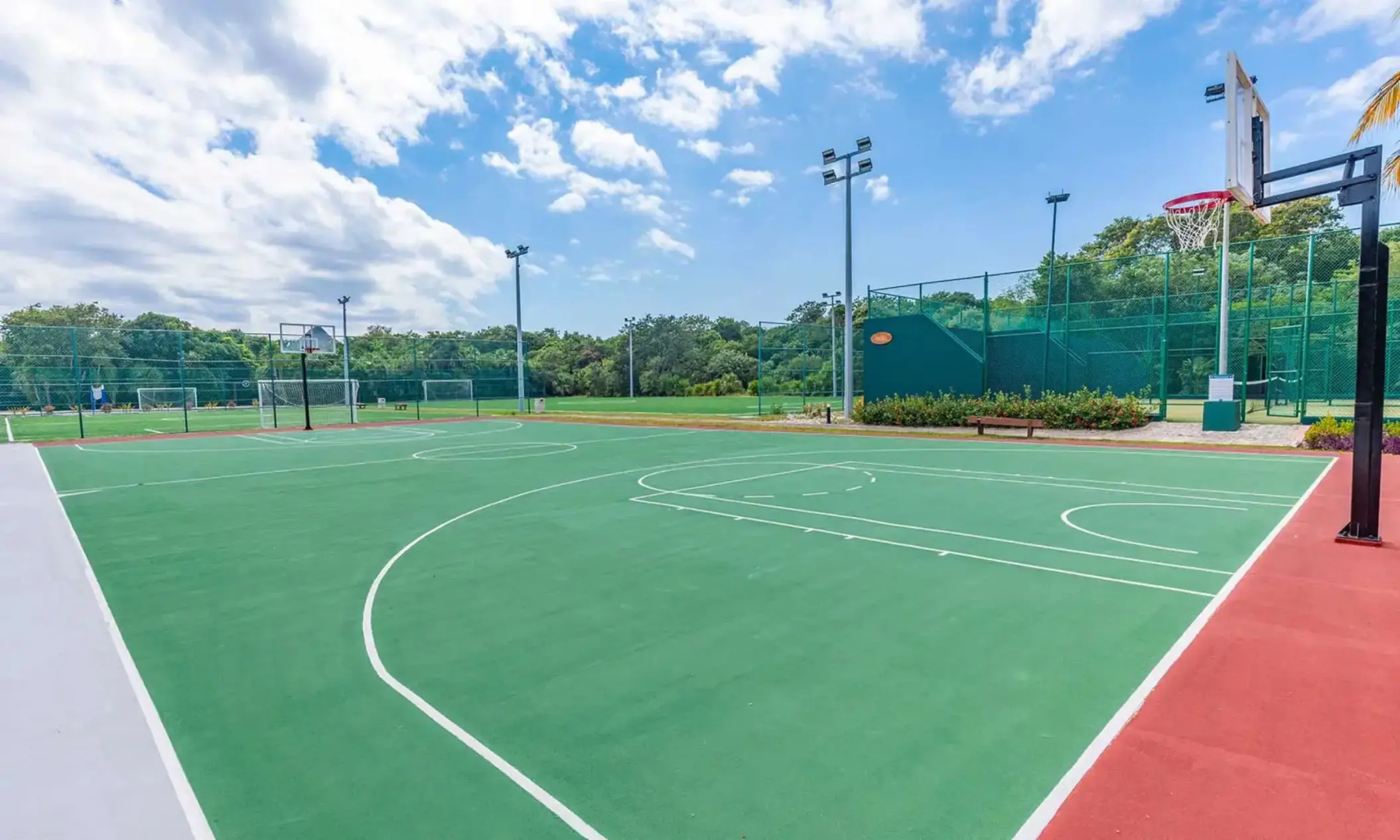 sports complex at grand palladium kantenah