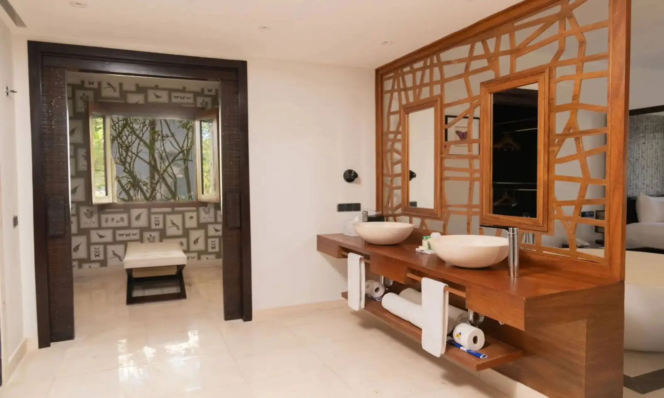 washroom of suite at grand palladium kantenah
