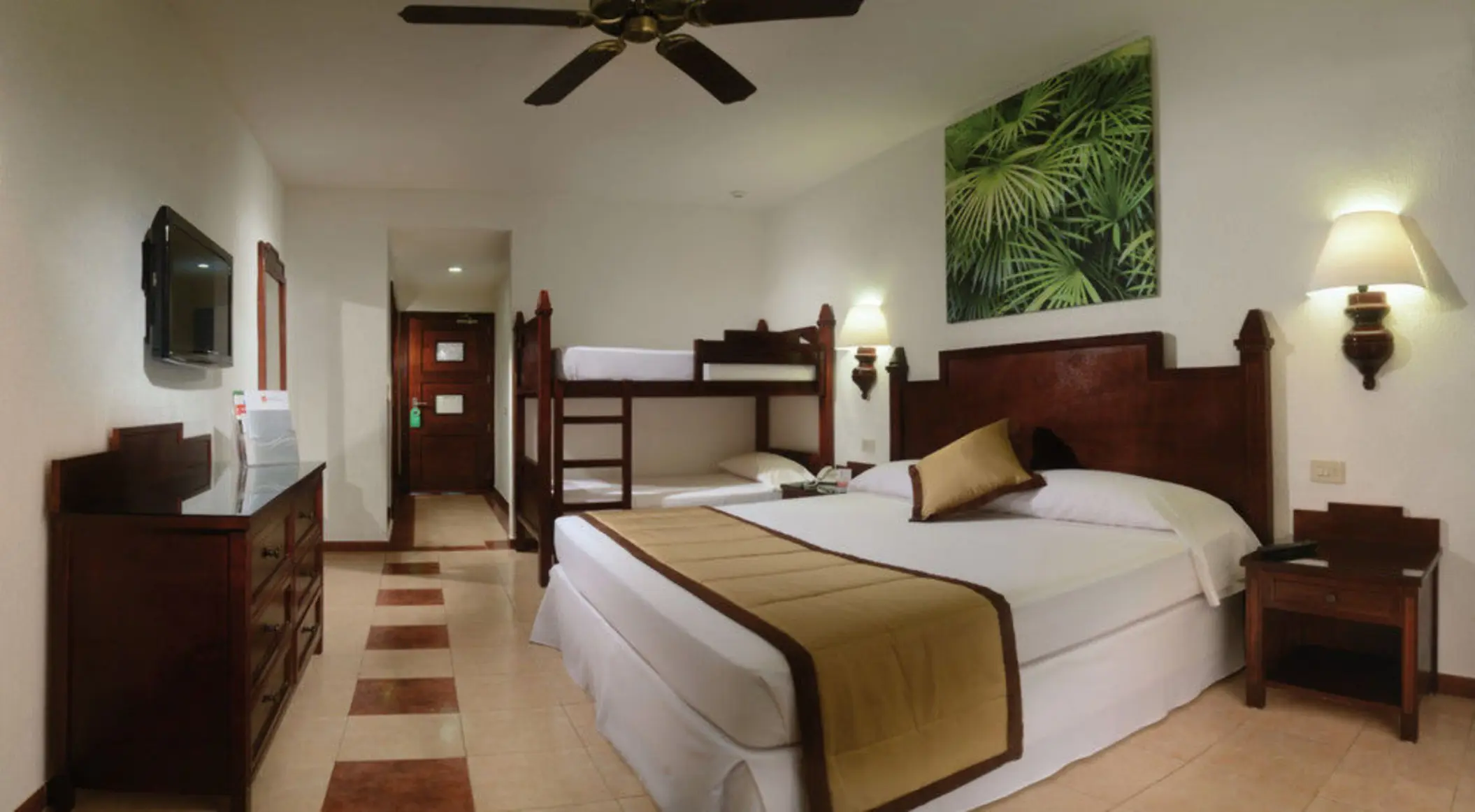 family room at Hotel Riu Lupita