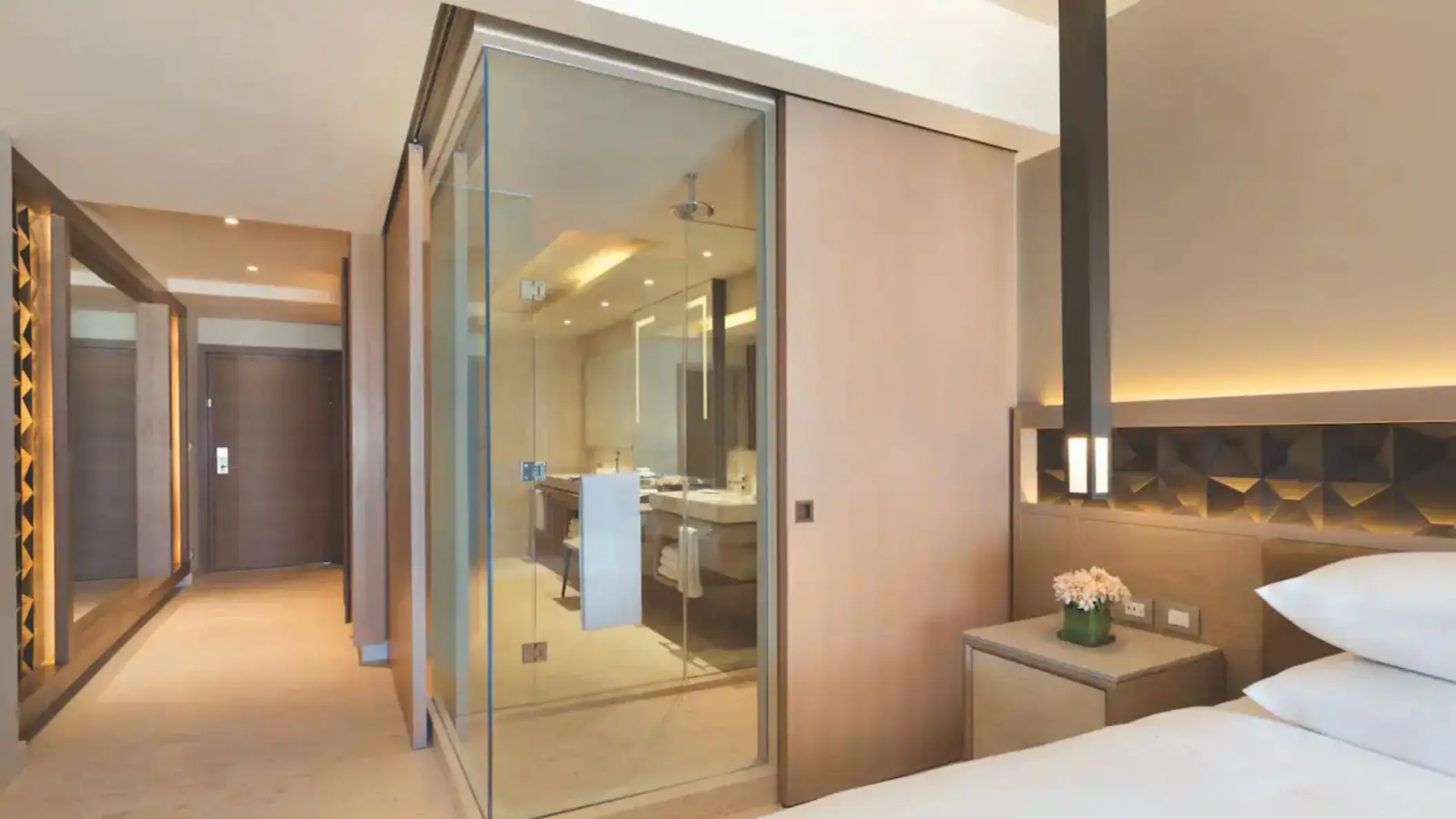 turquoize ocean front master suite at Hyatt Ziva Cancun