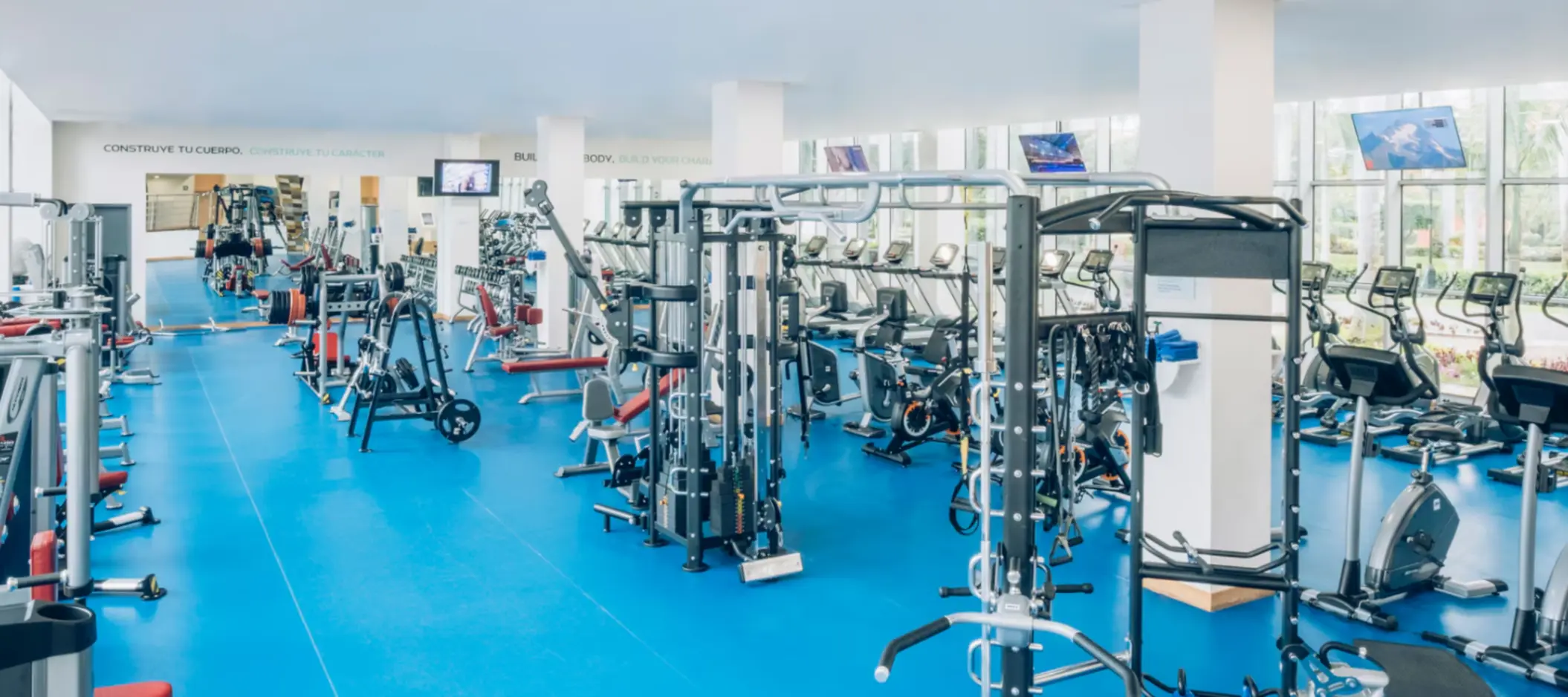 gym at Iberostar Waves Paraiso del Mar