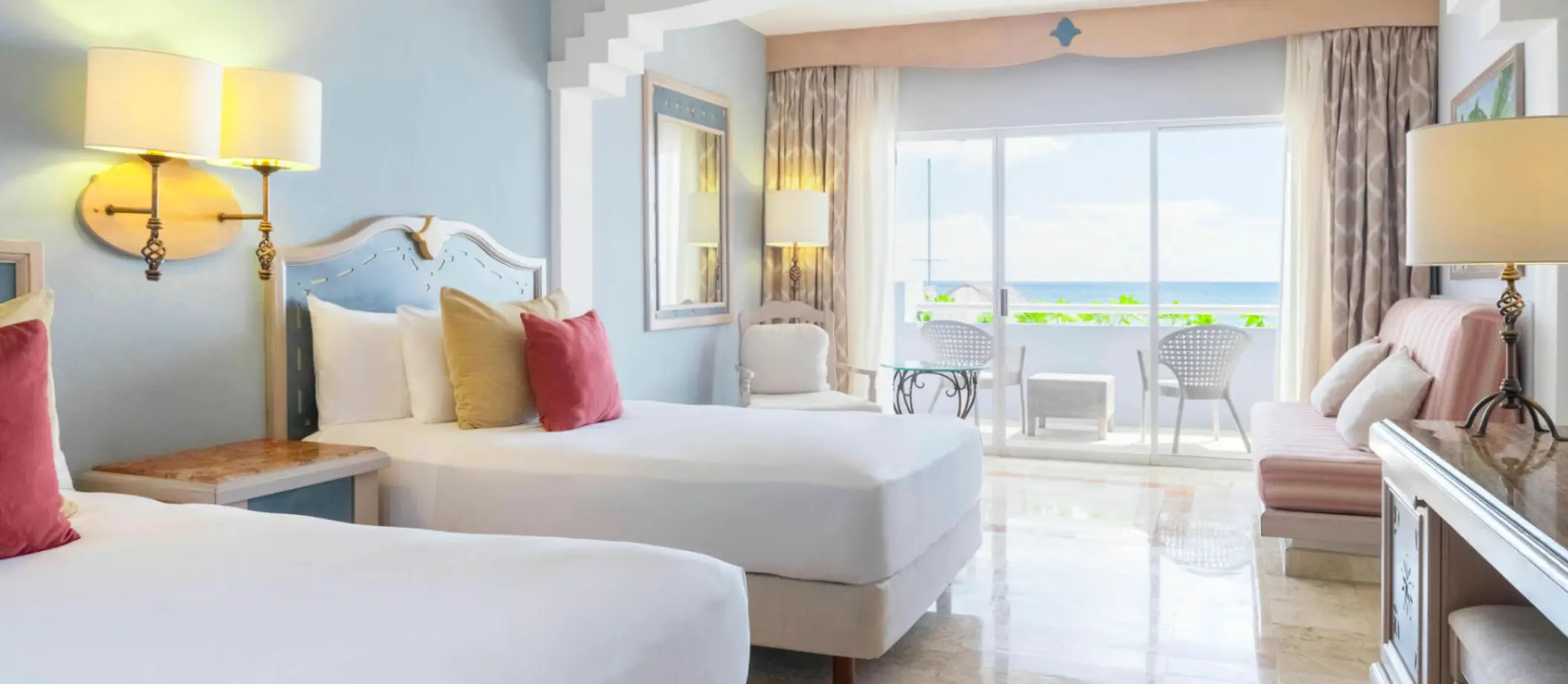 suite at Iberostar Waves Paraiso del Mar