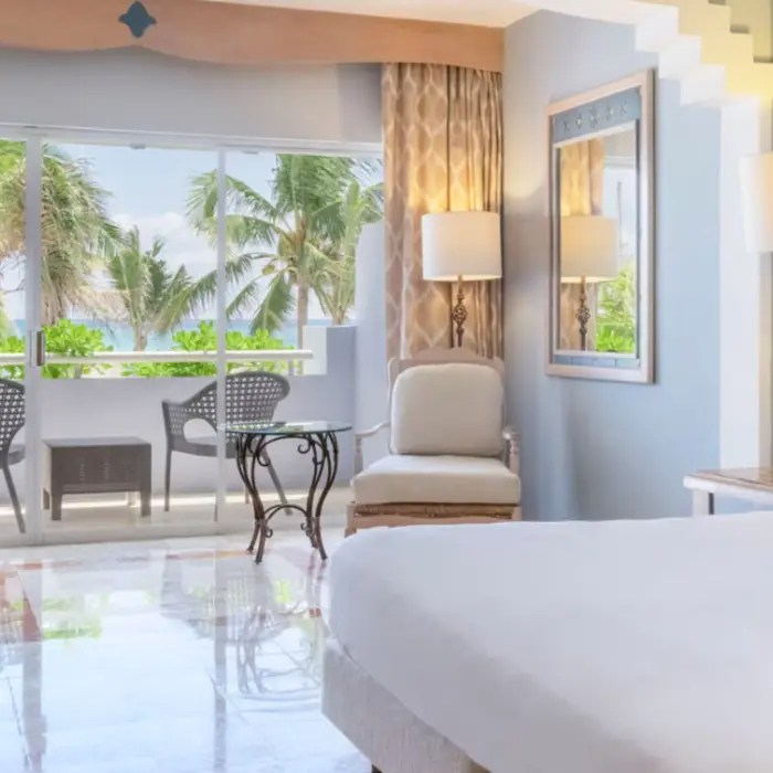 suite at Iberostar Waves Paraiso del Mar