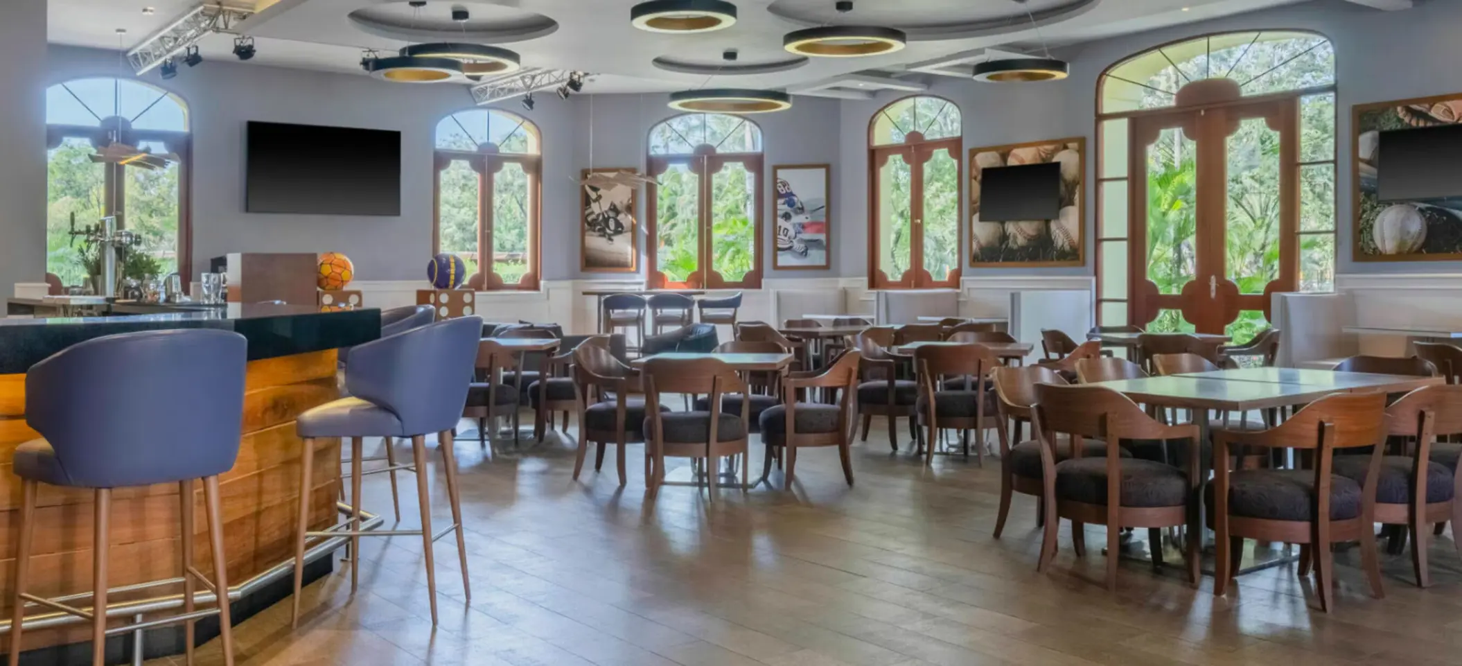 restaurant and bar at Iberostar Selection Paraiso Lindo