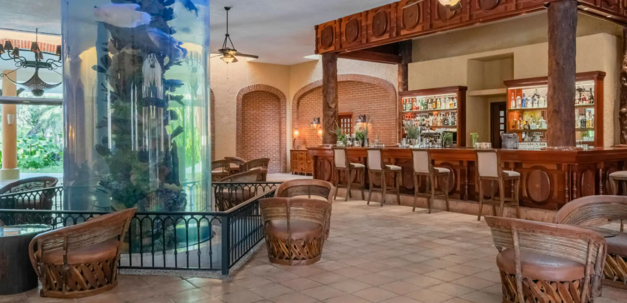 lobby bar at Iberostar Selection Paraiso Lindo
