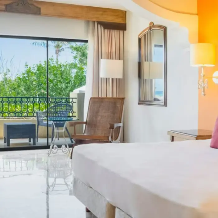 suite at Iberostar Waves Paraiso Beach