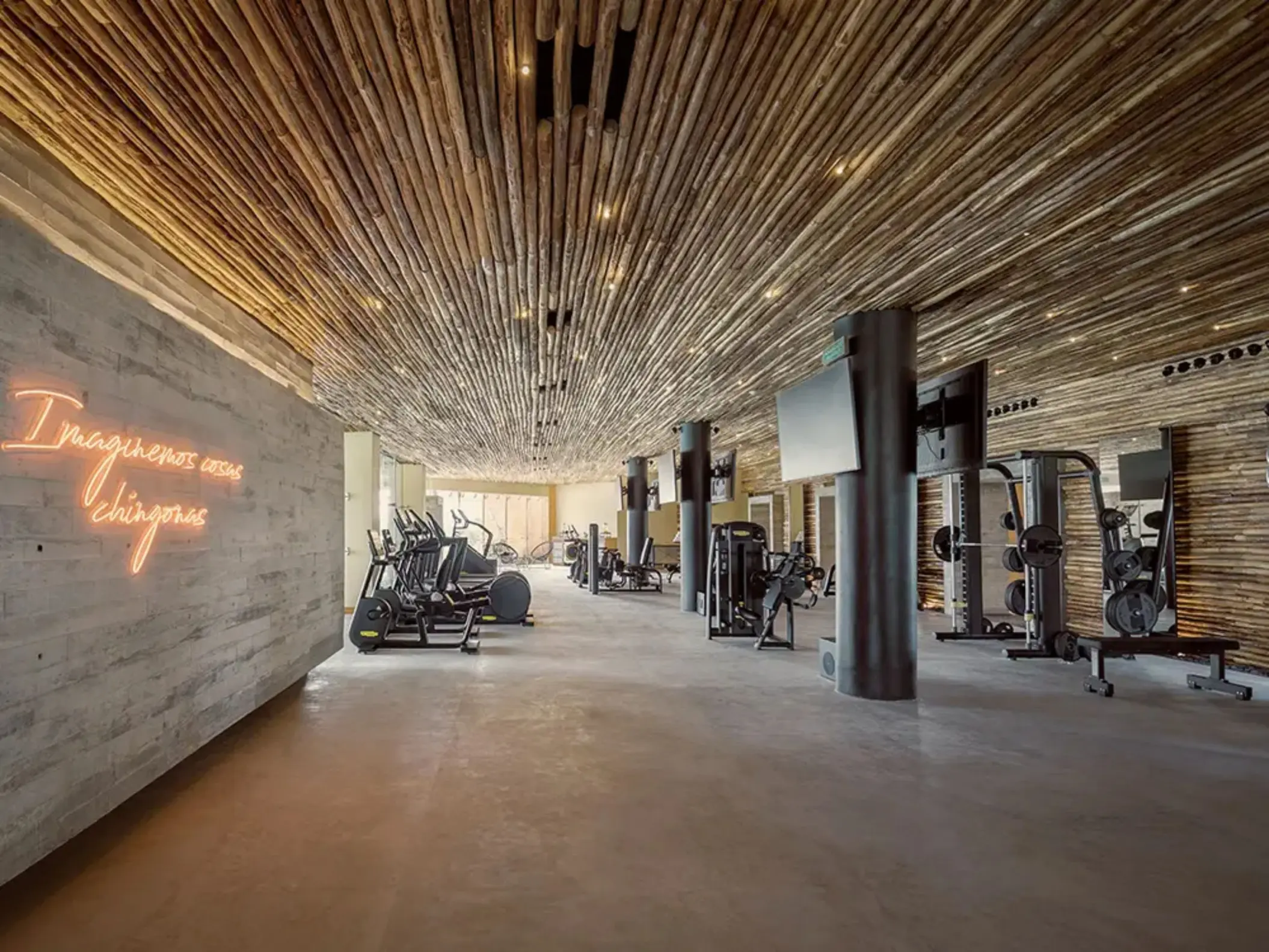 gym at La Casa de la Playa