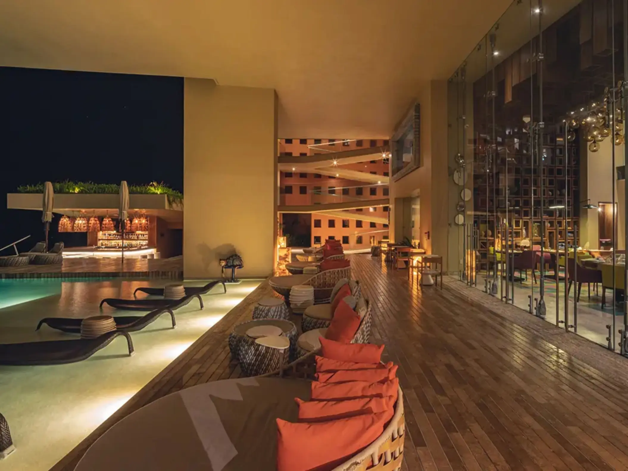 poolside restaurant at night at La Casa de la Playa