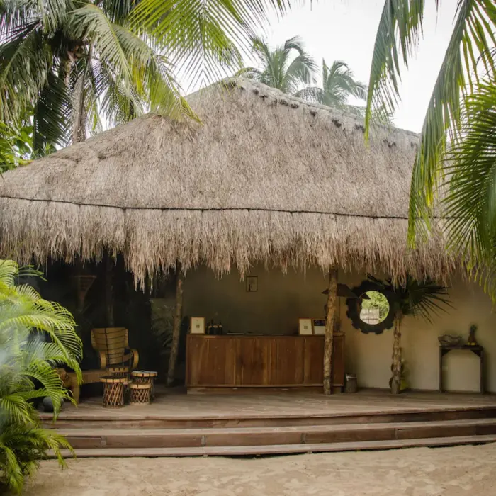 reception of La Valise Tulum