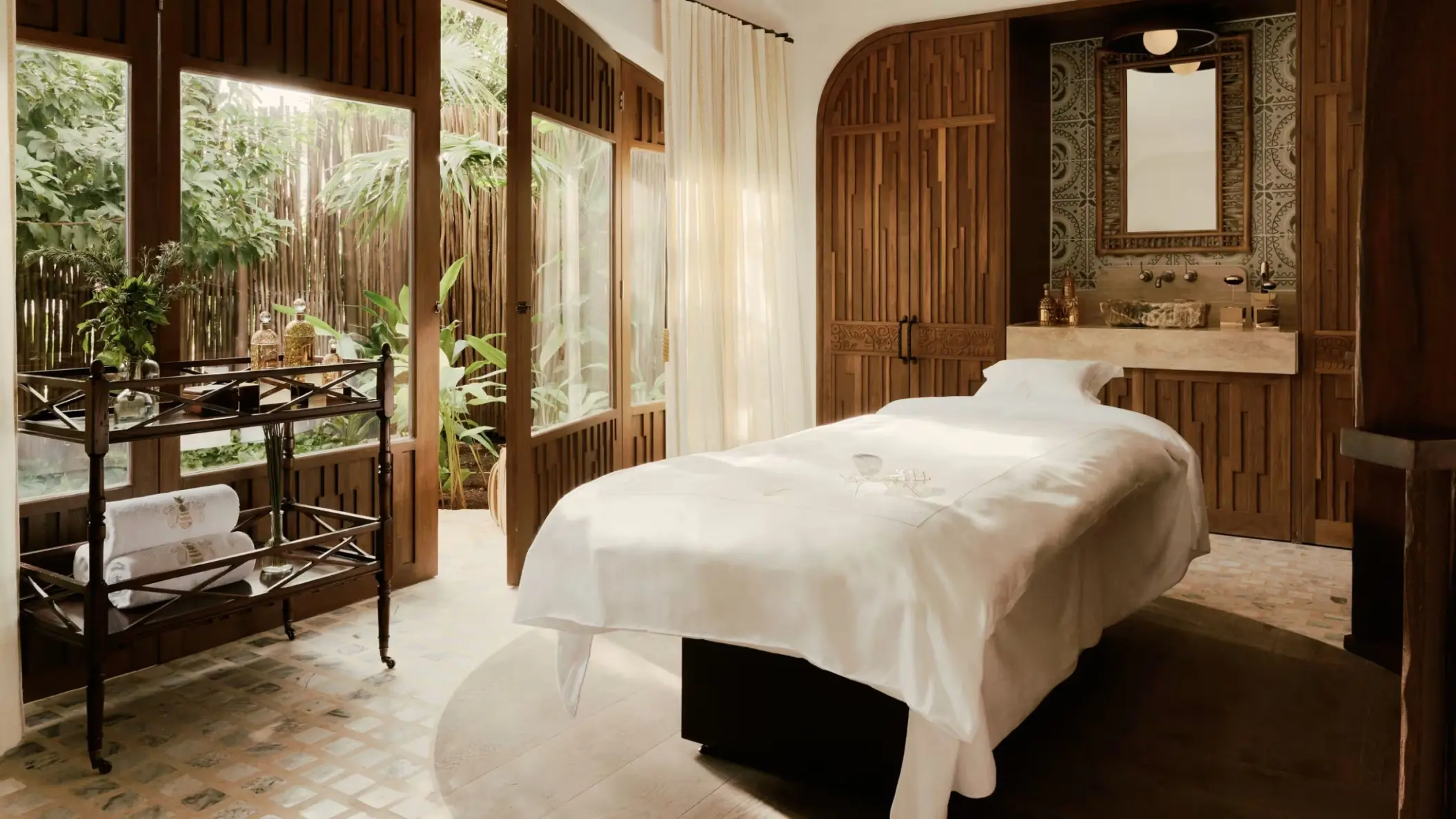 massage room at the spa at Maroma a Belmond Hotel