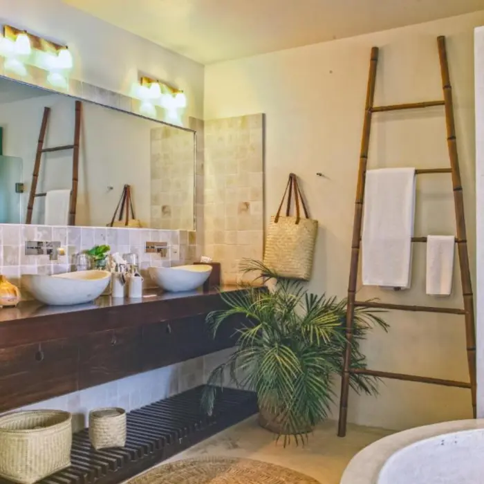 washroom of suite at Mezzanine Hotel