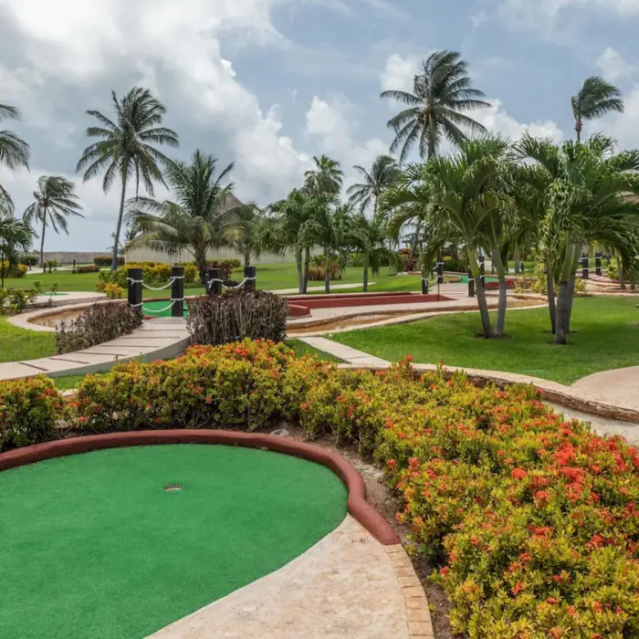 mini golf at Moon Palace Cancun