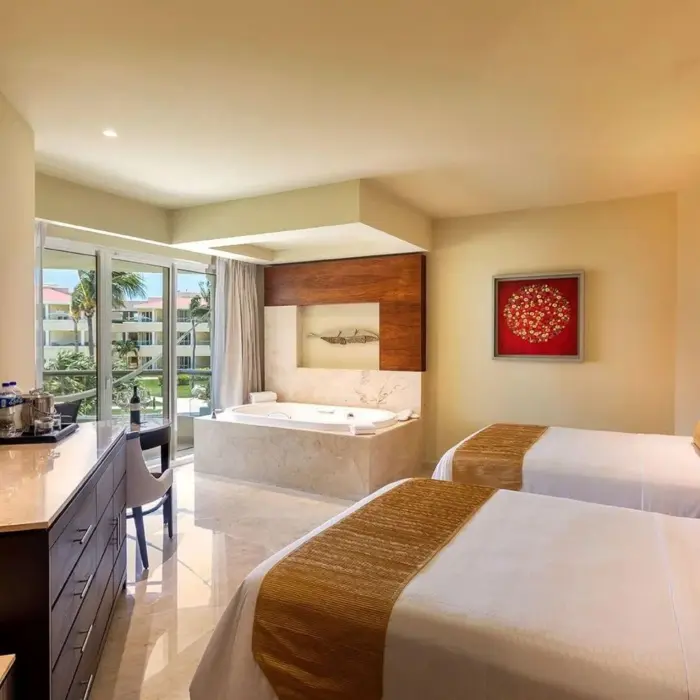 superior deluxe garden view suite at moon palace cancun