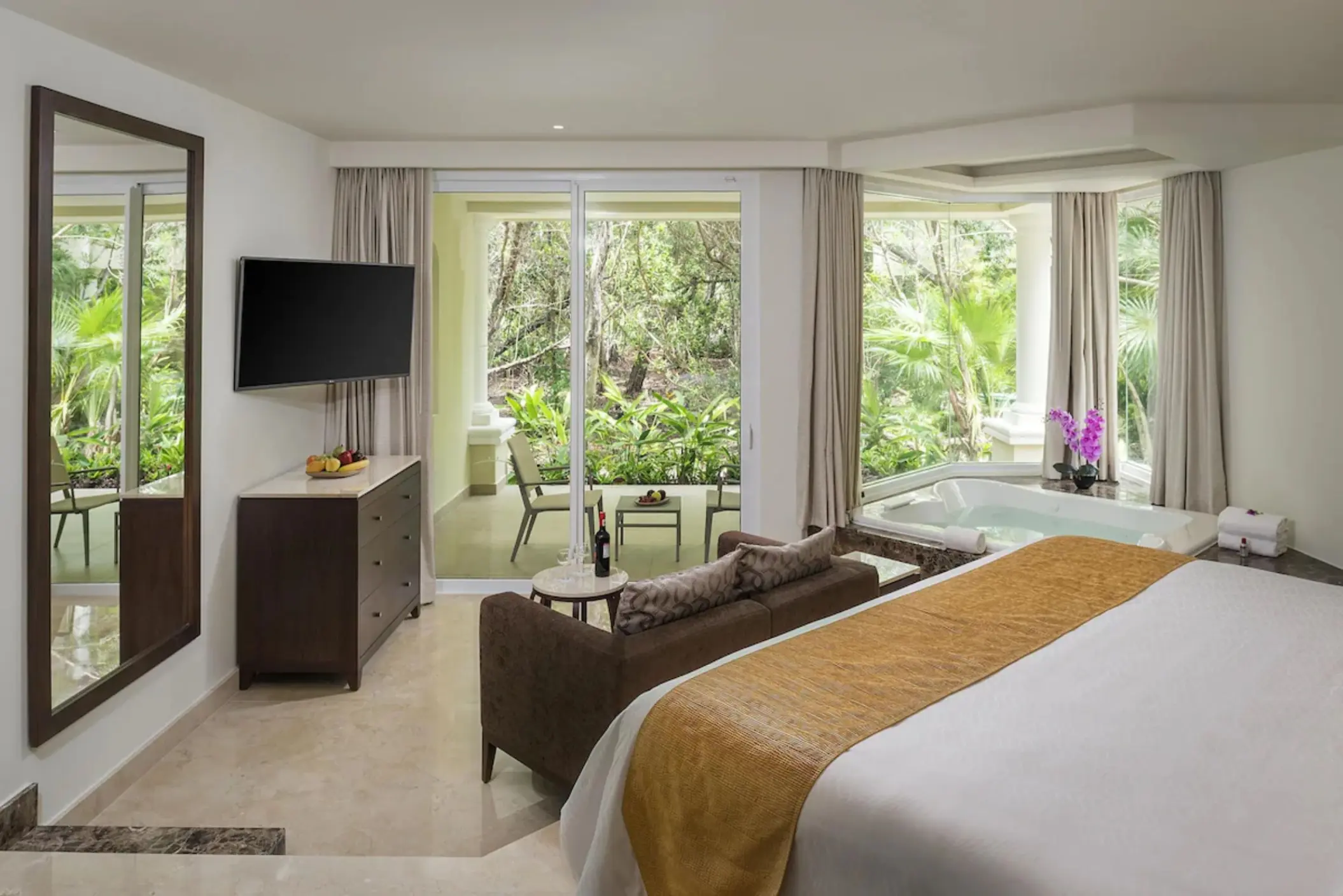 superior junior suite at Moon Palace Cancun