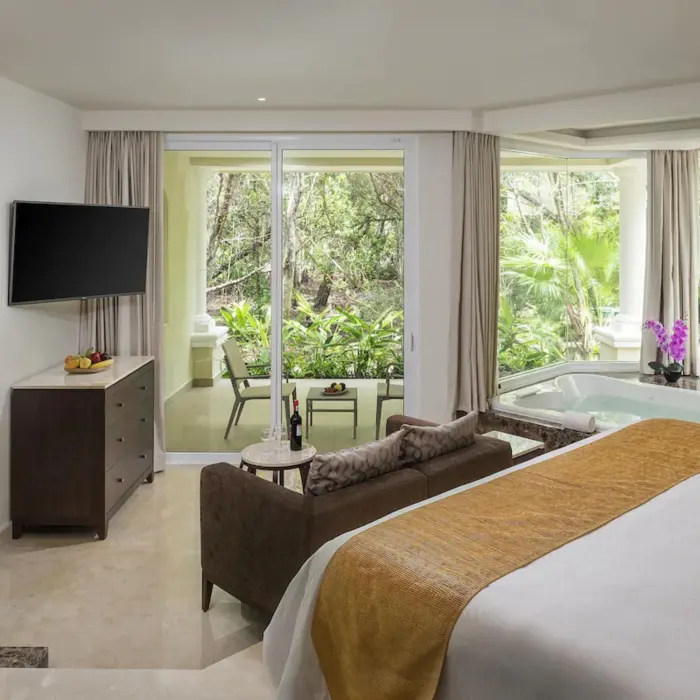 superior junior suite at Moon Palace Cancun