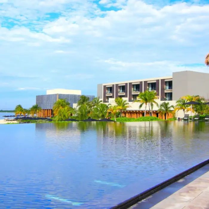 pool at Nizuc Resort and Spa