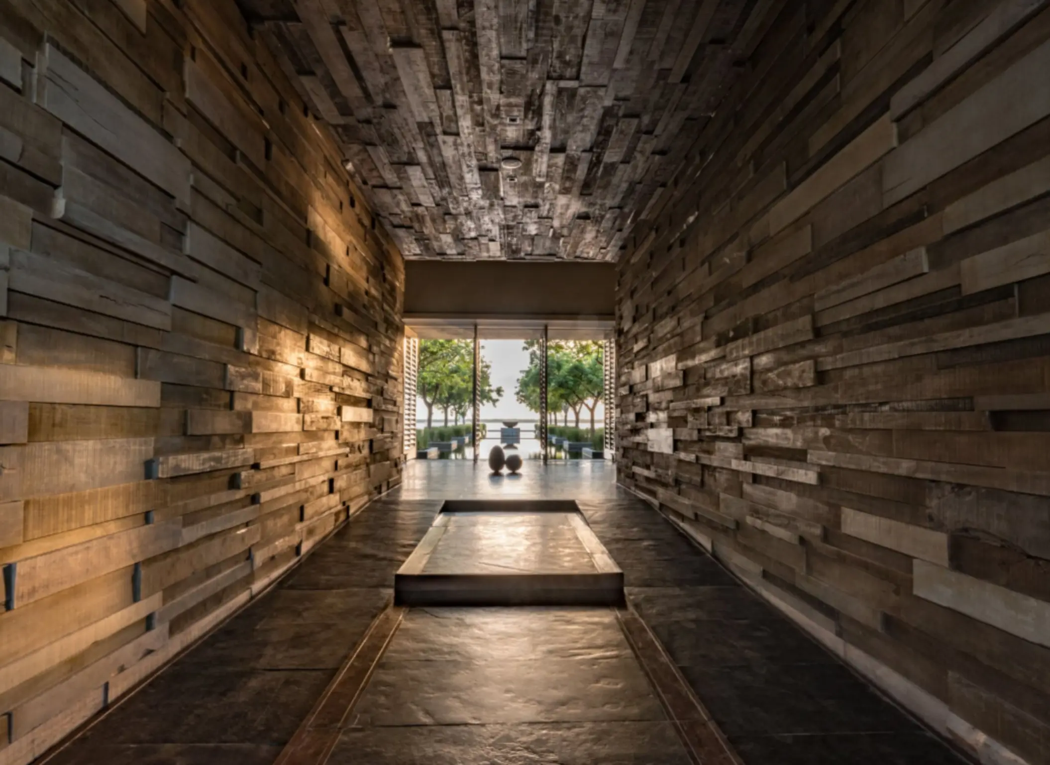 artistic walkway at Nizuc Resort and Spa
