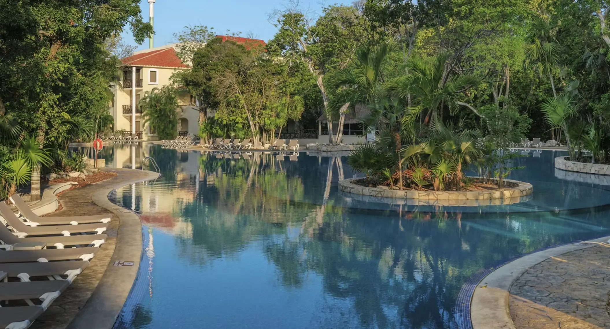 pool at occidental at xcaret destination