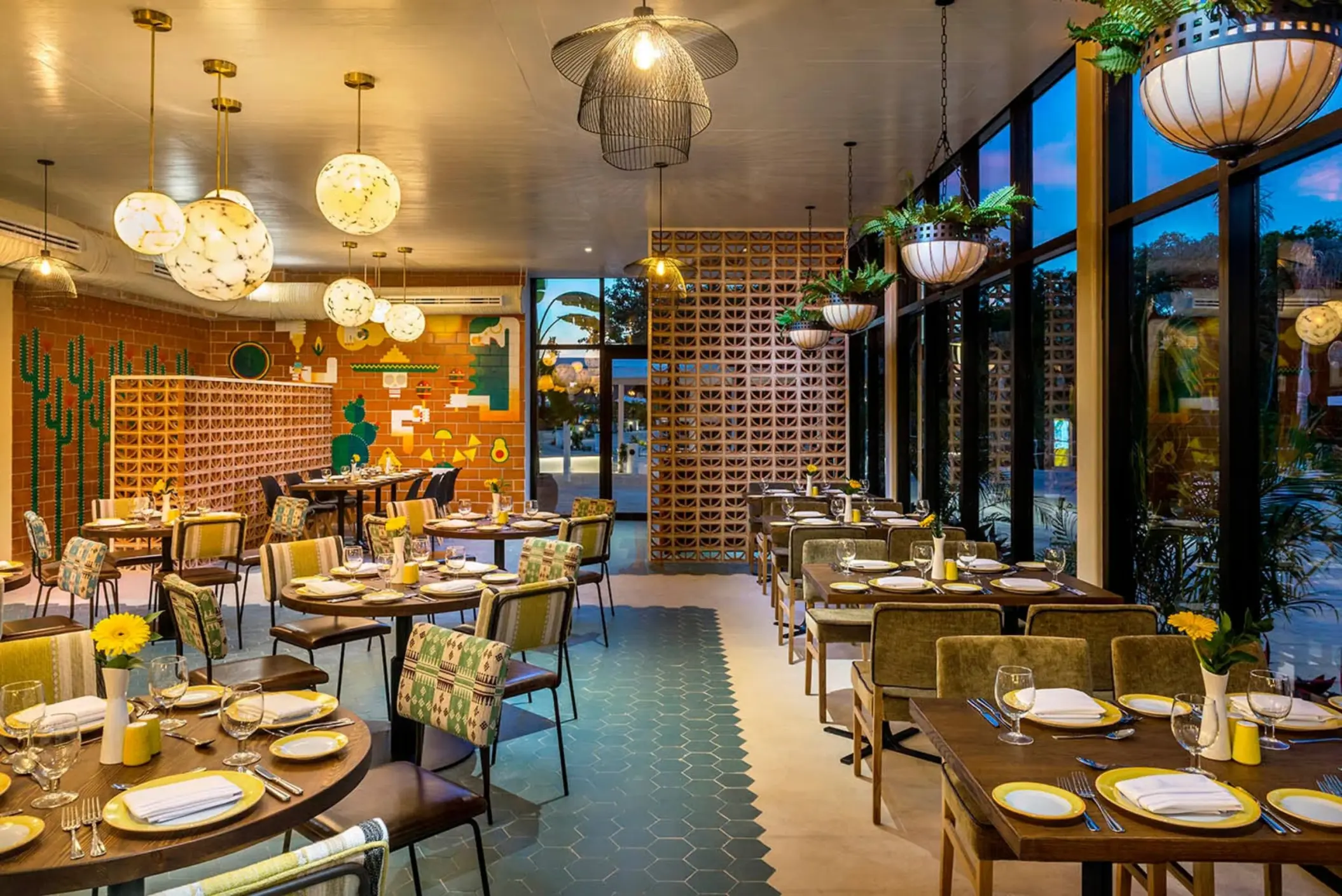 margarita restaurant at Ocean Riviera Paradise