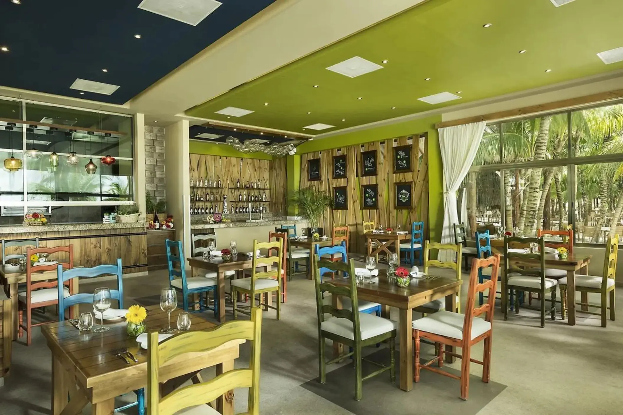 restaurant at Palafitos Overwater Bungalows