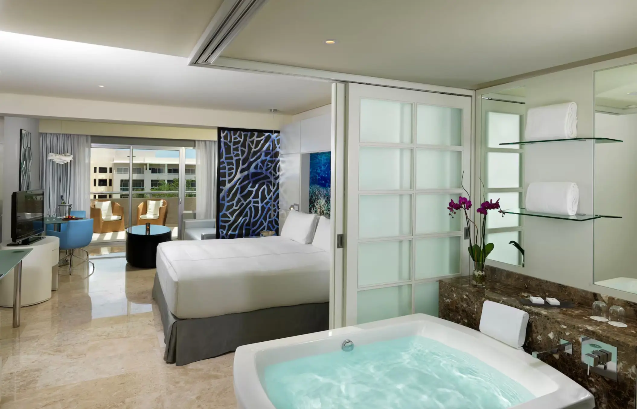 roulette room at Paradisus La Perla