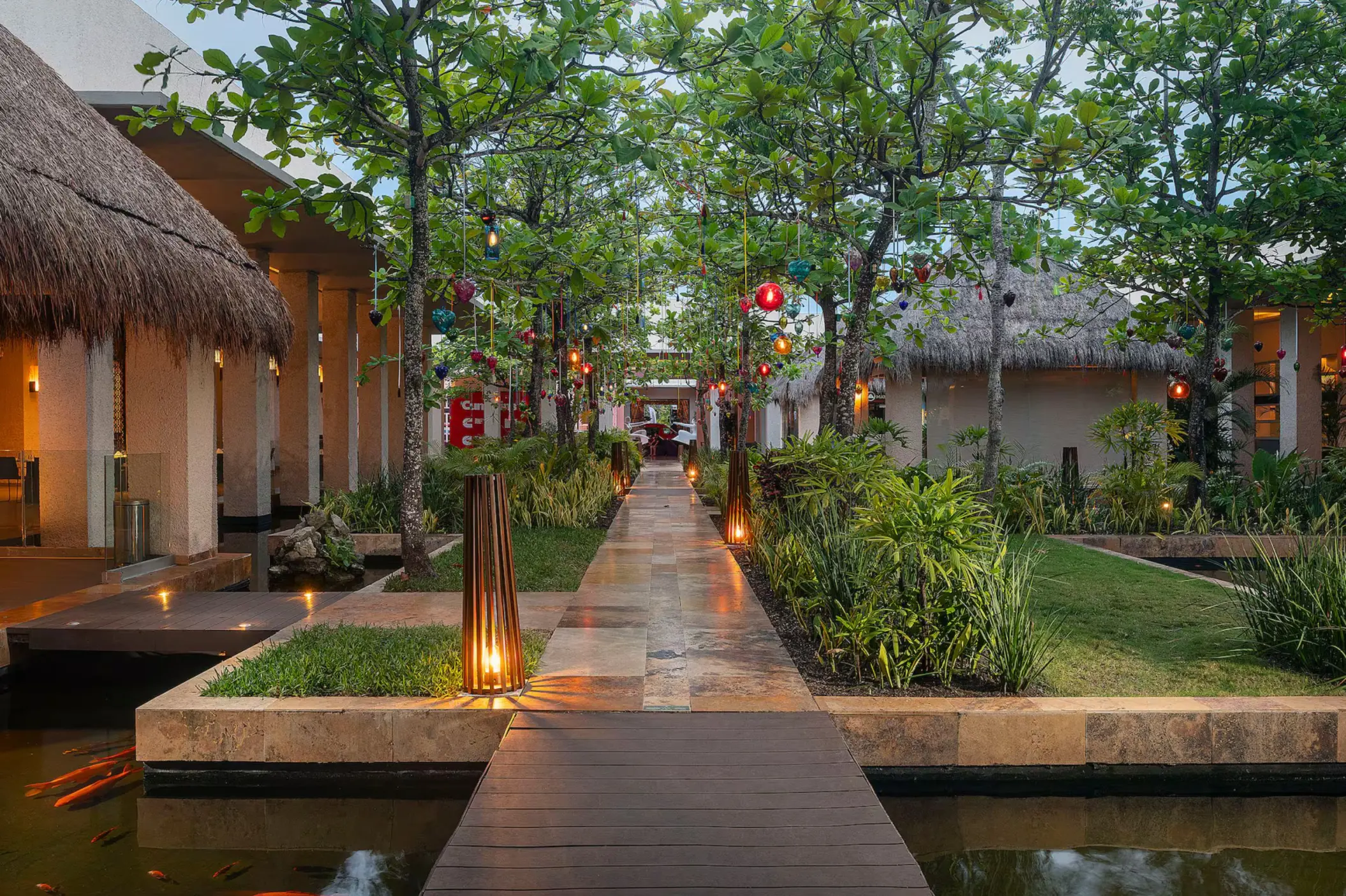 landscaped gardens at Paradisus Playa del Carmen