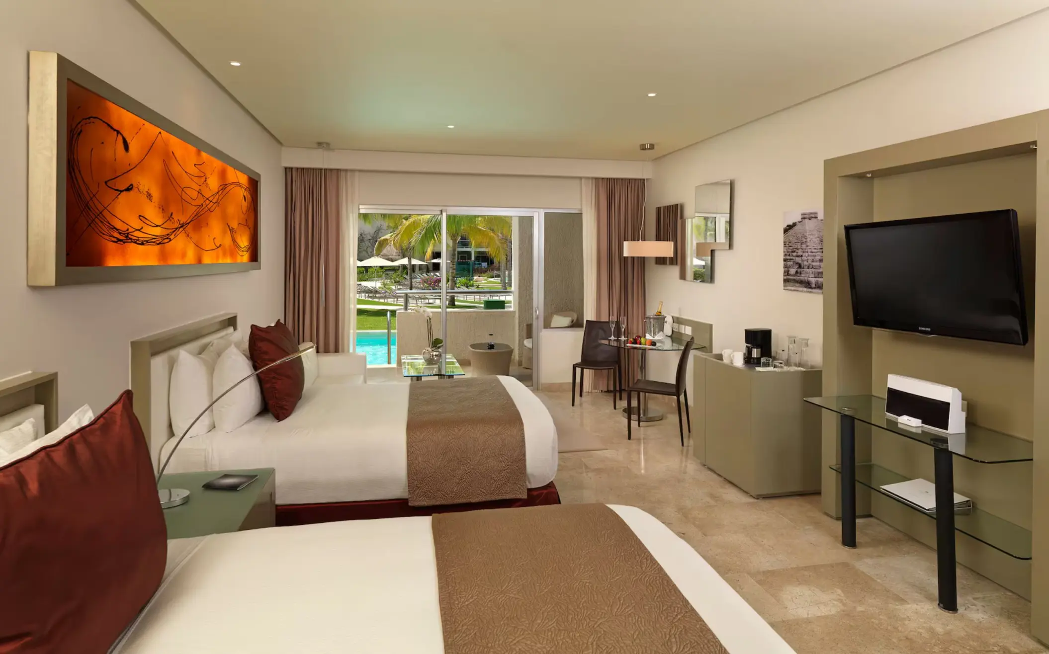swim up suite at Paradisus Playa del Carmen