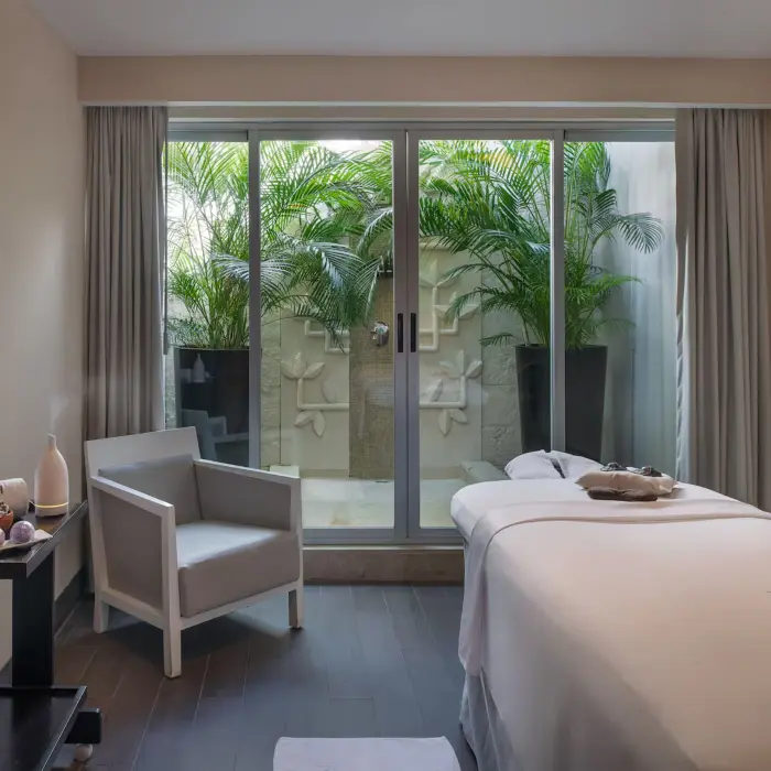 treatment room at yhi spa at Paradisus Playa del Carmen
