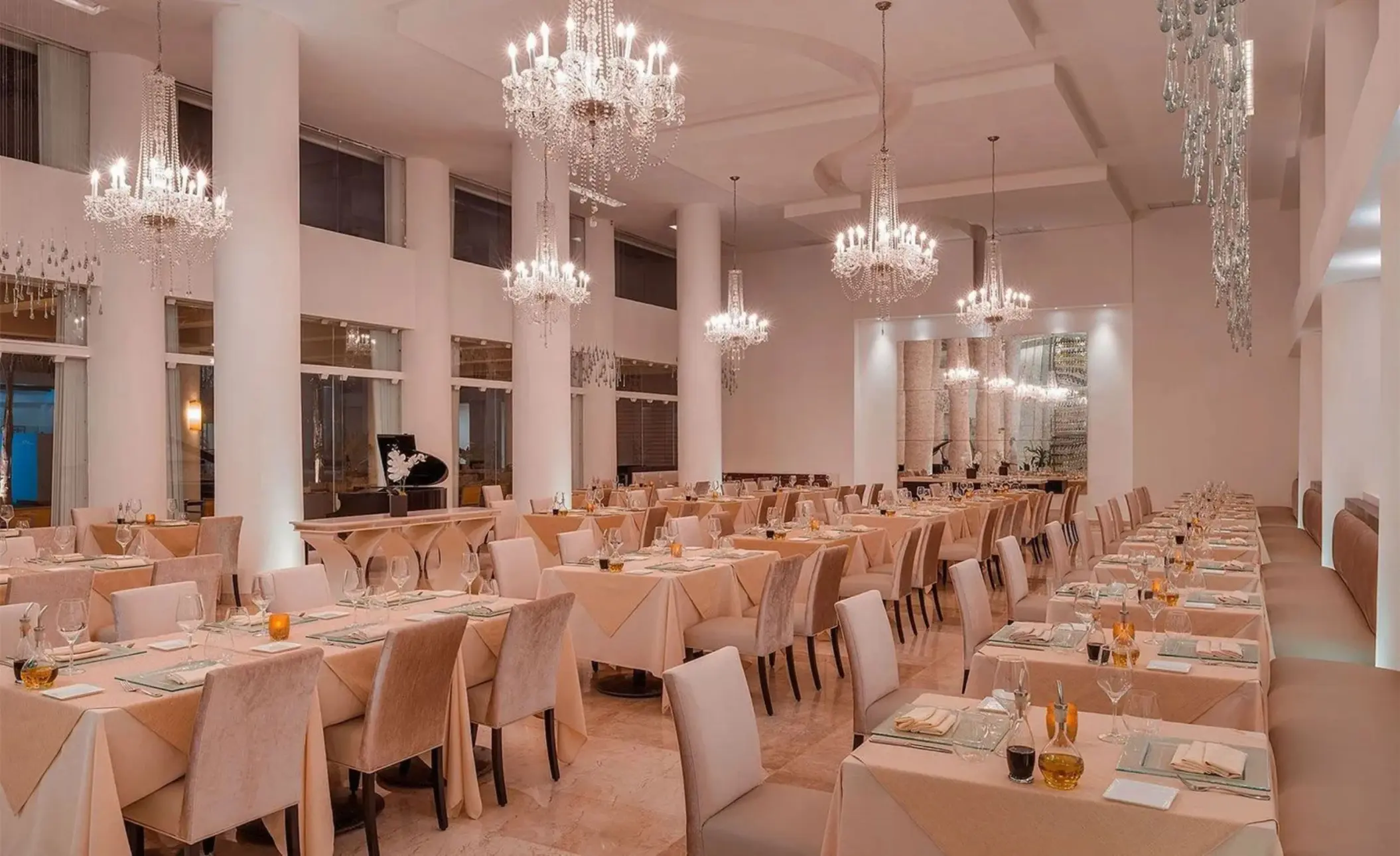 bocelli restaurant at playacar palace