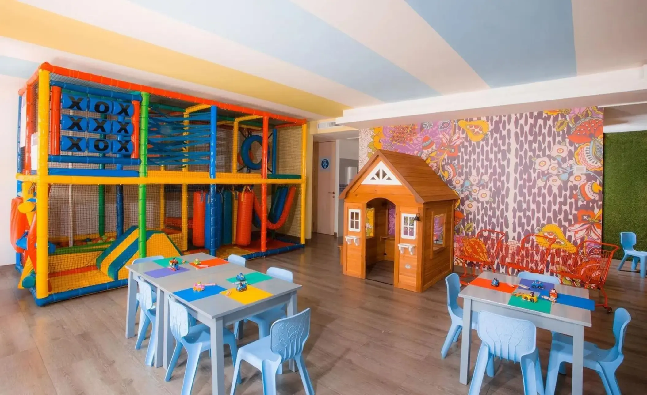 the playroom for kids at Playacar Palace