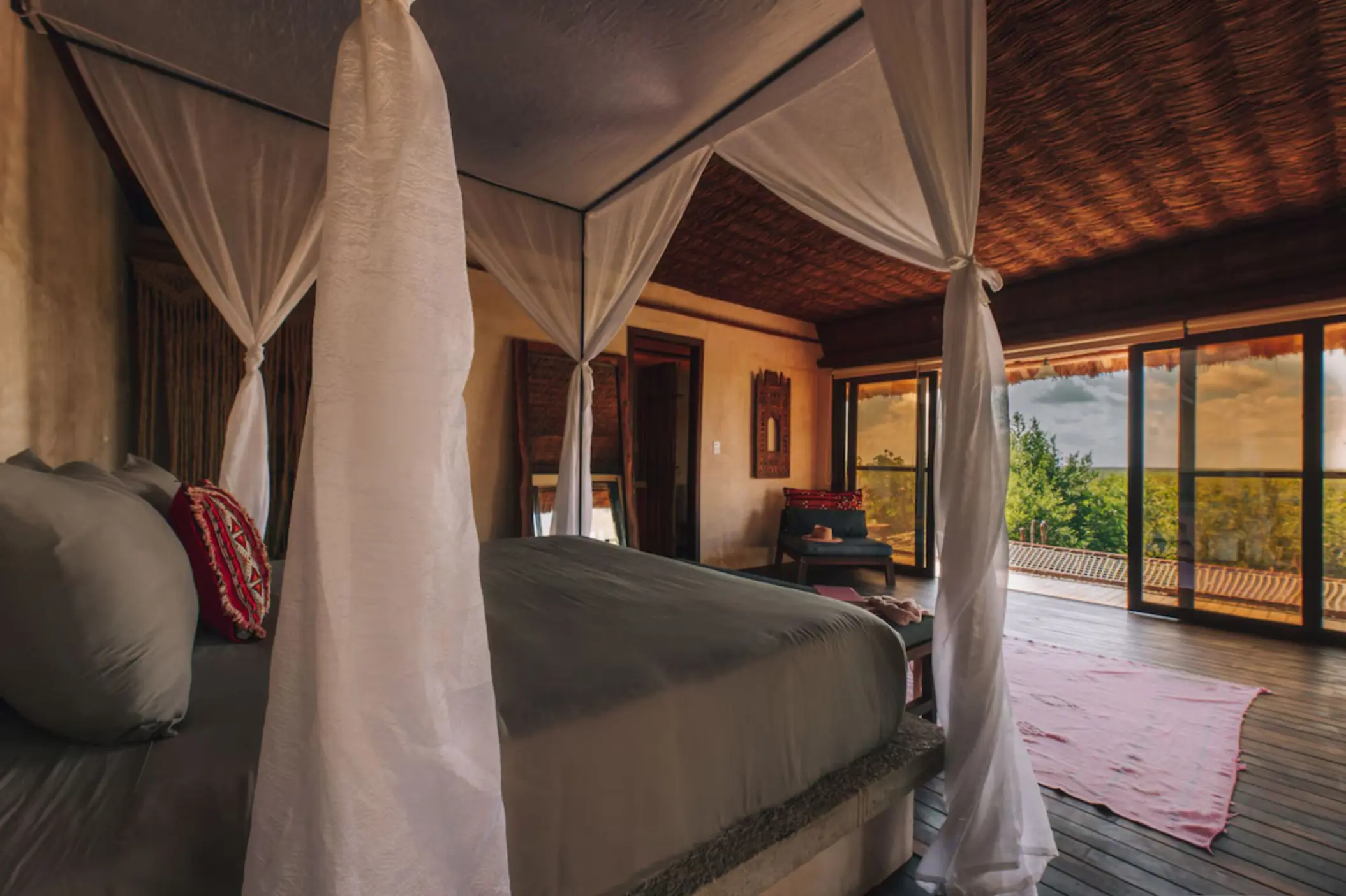 junior suite deluxe at Radhoo Tulum