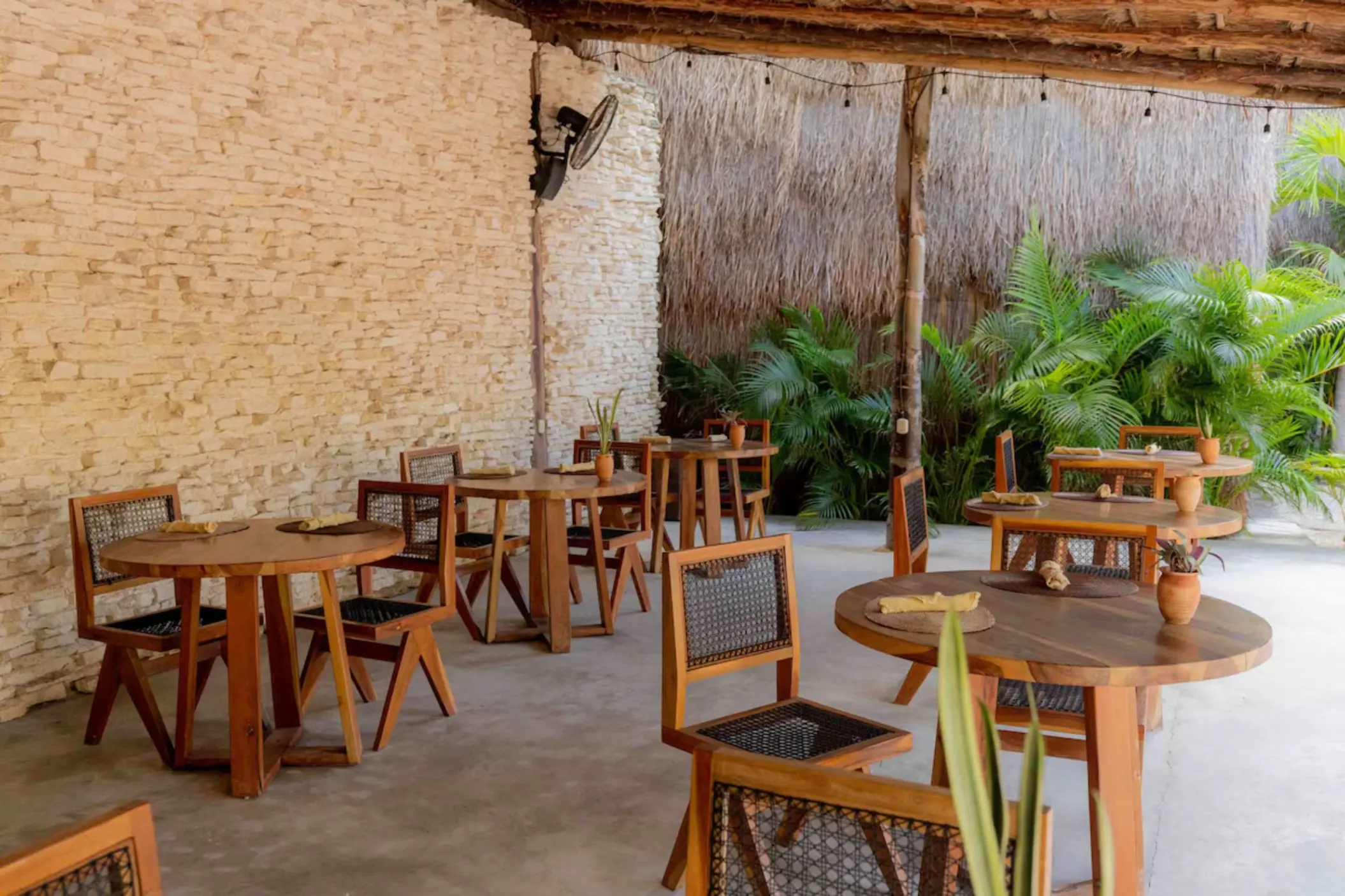 restaurant at Radhoo Tulum