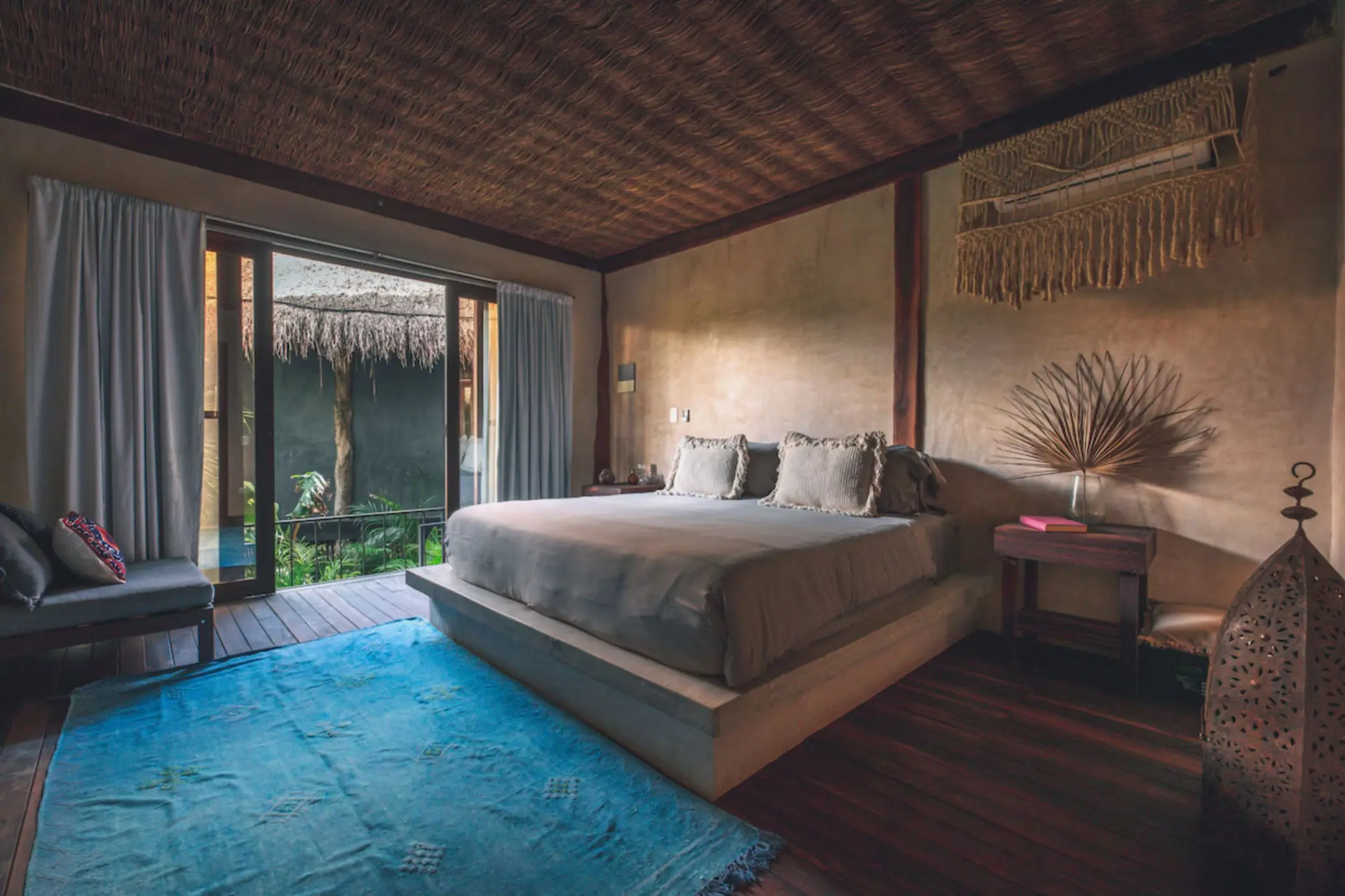 standard room at Radhoo Tulum with minimalist decor