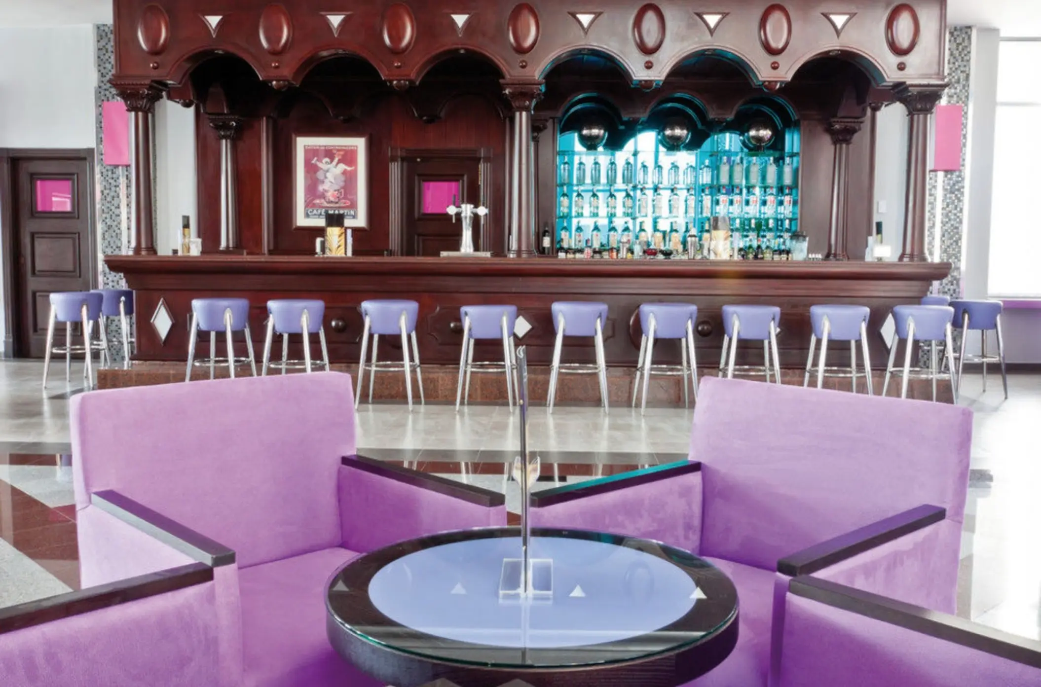 bar at Hotel Riu Palace Mexico