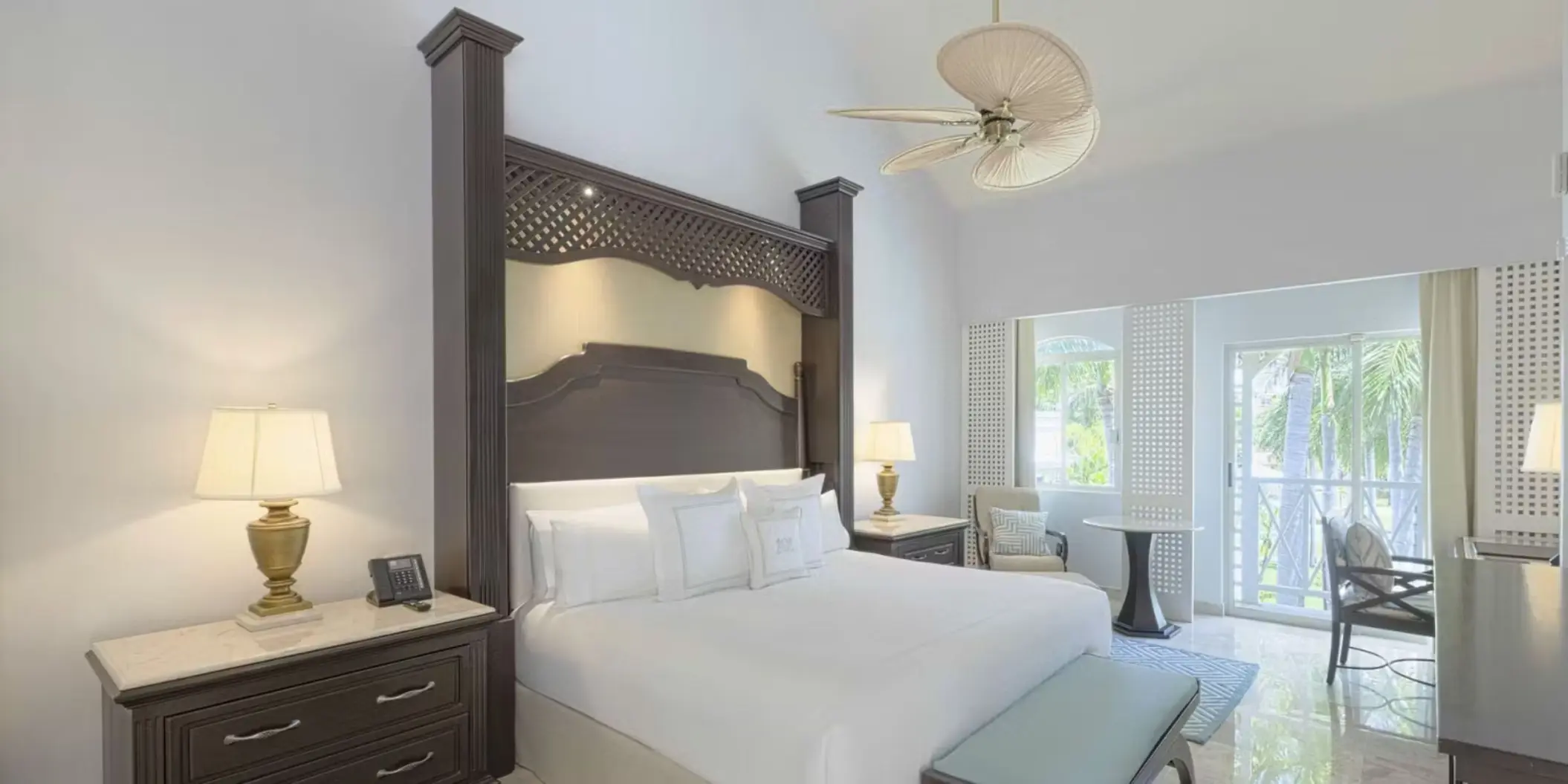 honeymoon suite at Royal Hideaway Playacar