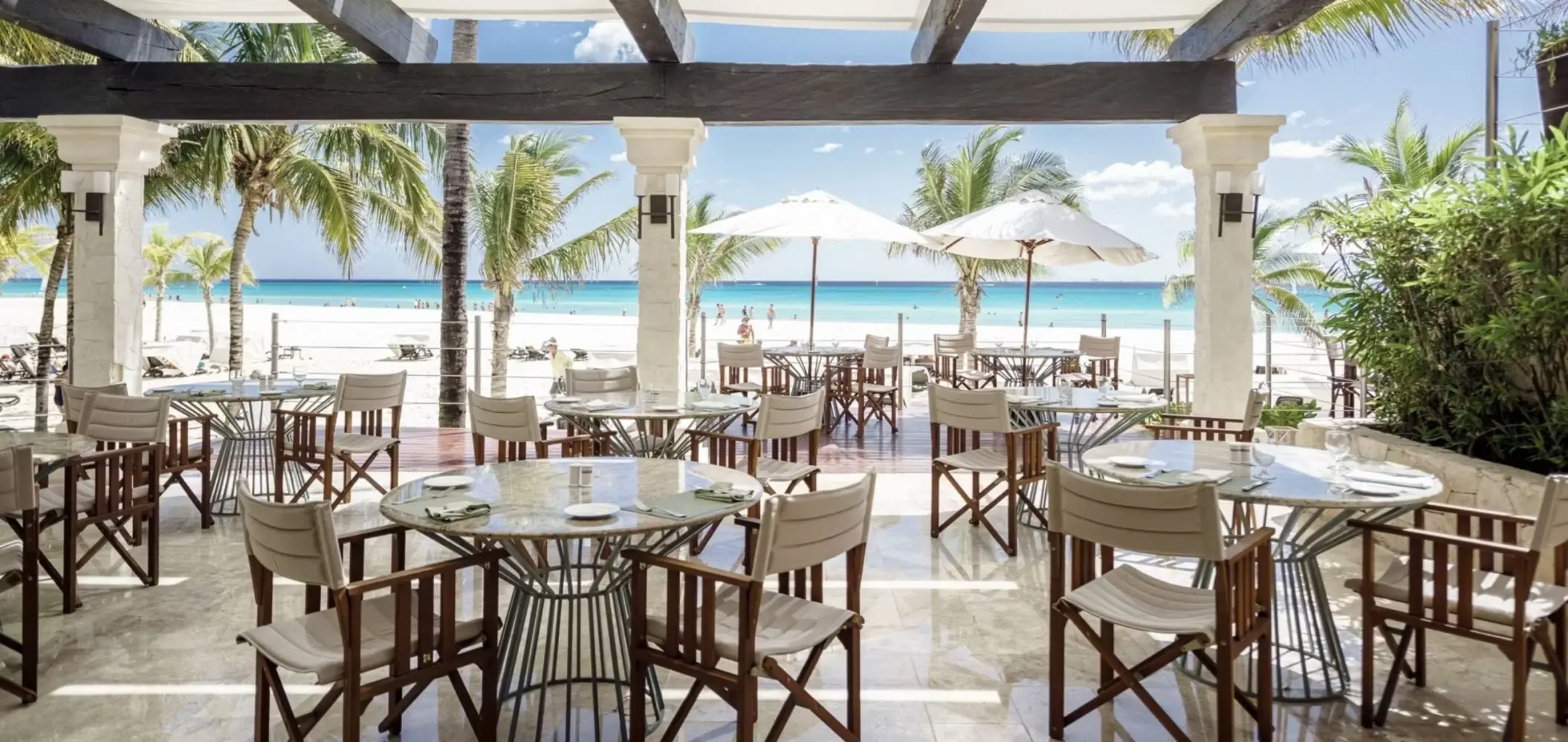 oceanside restaurant at Royal Hideaway Playacar